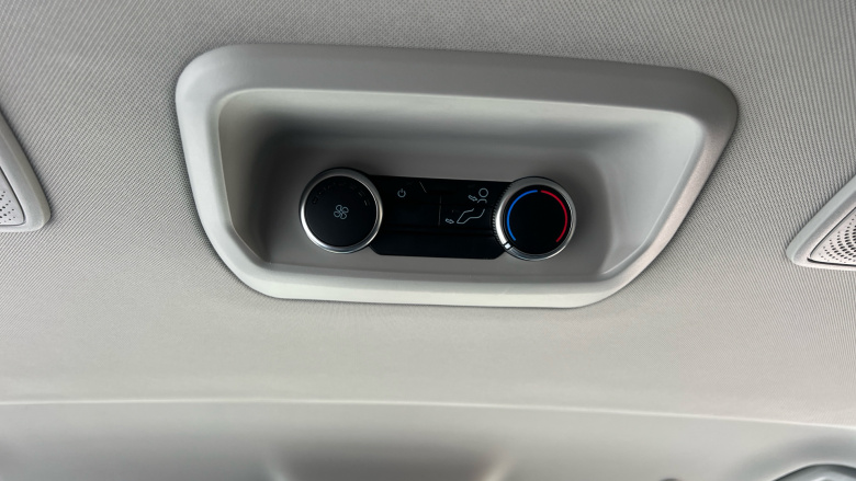 Ford Tourneo Custom 320 L2 Diesel Fwd 2.0 EcoBlue 136ps H1 Titanium 8 seater